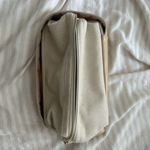 Beis toiletries bag